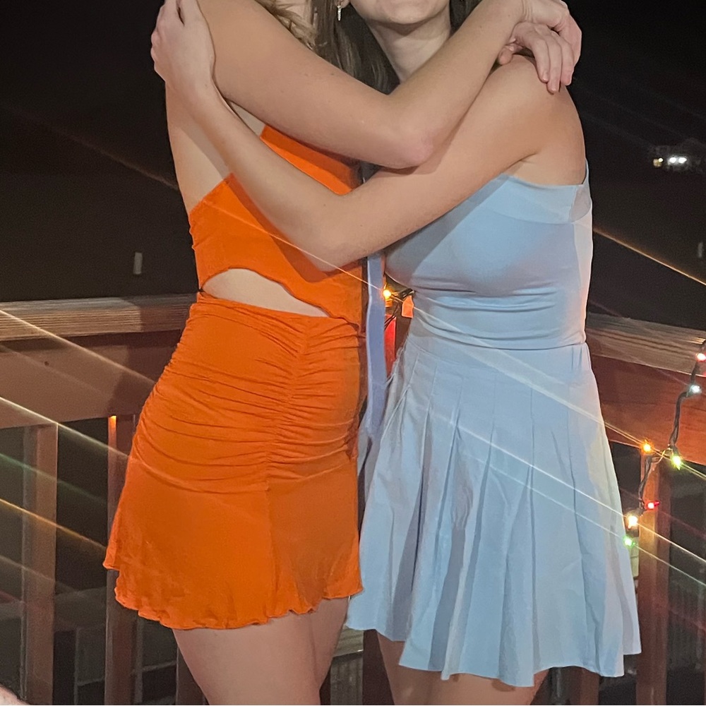 Orange set - Picture 3 of 3